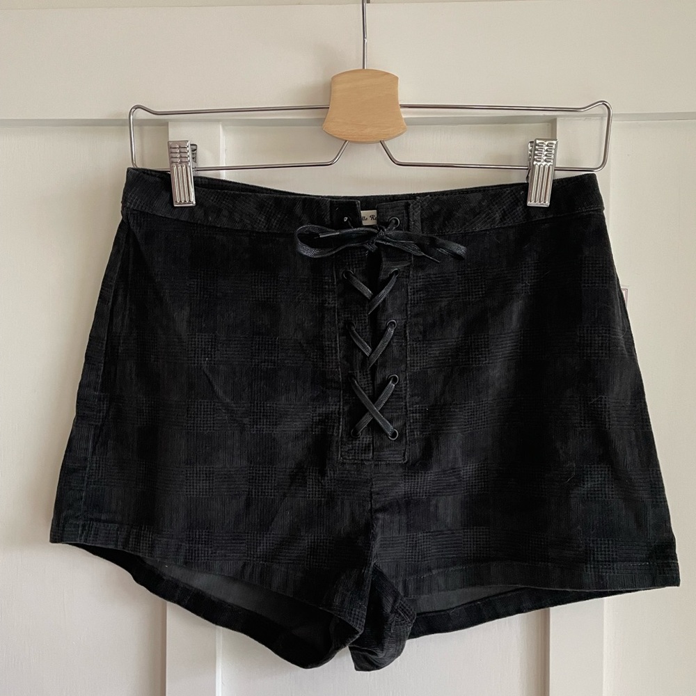 RVCA Camille cord short